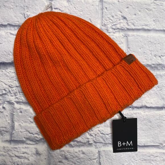 B+M (Bickley + Mitchell) Ribbed Cable Knit Beanie in Orange - Picture 1 of 4